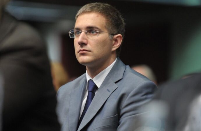 Kryeparlamentari serb: Nuk e kemi njohur Kosovën