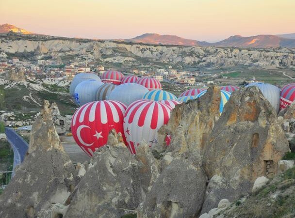 Turqi, një i vdekur dhe 18 të plagosur nga përplasja e balonave