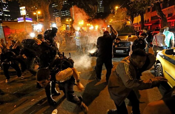 Brazil: Vijojnë protestat në Rio de Janerio