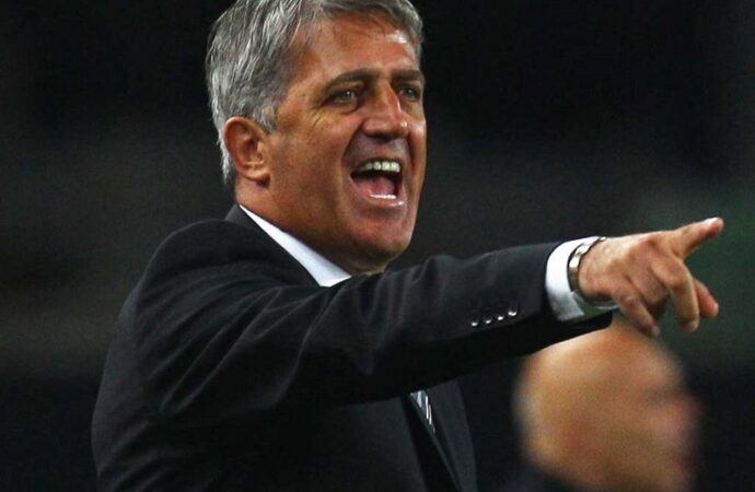 Petkoviç u kërkon falje tifozëve pas humbjes së thellë