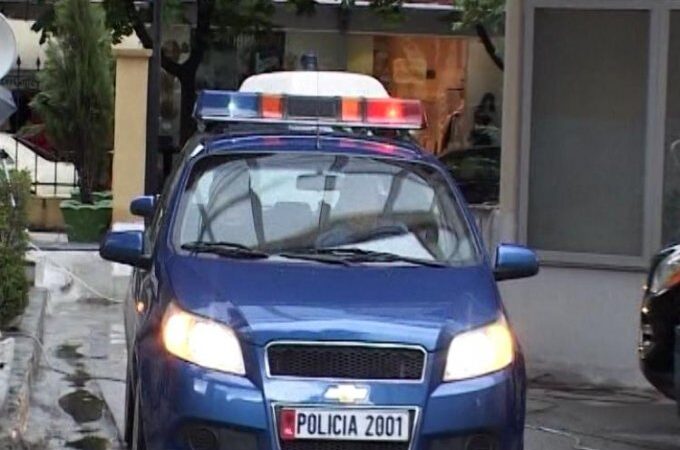 Sherr mes dy familjeve në Vorë, 2 të plagosur