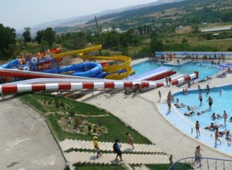 Shkup, romëve u ndalohet hyrja në “Aqua Park”