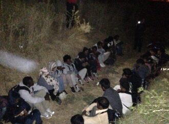 Tepelenë,policia ndalon 24 klandestinë pakestinezë