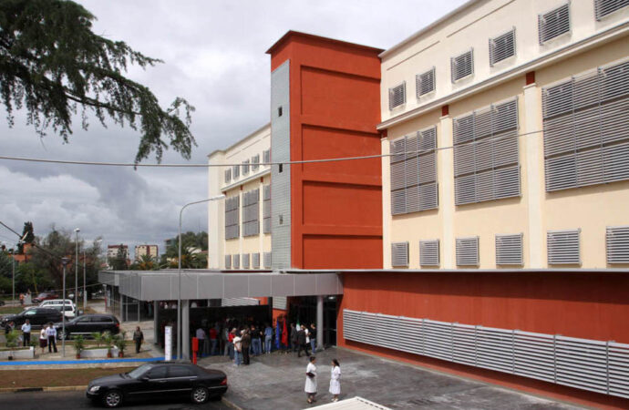 Kthehet lagështira te Kirurgjia, dy muaj pas rikonstruktimit