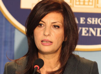 Topalli: Në parlament kanë hyrë banditët, Shqipëria në rrezik