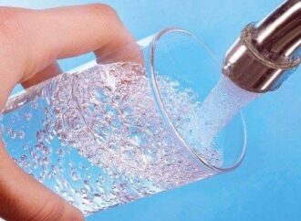 Kromi në ujin e pishëm shkakton kancer