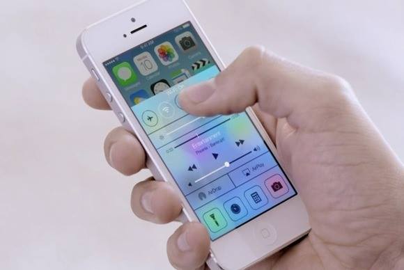 Apple iOS 7, ja risitë!