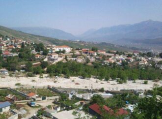 Lazarat, plumbat qorr plagosin 2 të rinj, njëri nipi i ish-ministrit Ksera