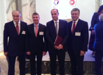 Azerbajxhan, Gjiknuri merr garanci për nisjen e investimeve për TAP