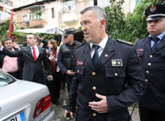 Ndryshimet në polici, i pari lakohet Erzen Breçani