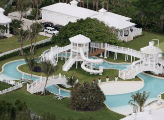 Celine Dion nxjerr në ankand vilën dhe sendet e saj personale