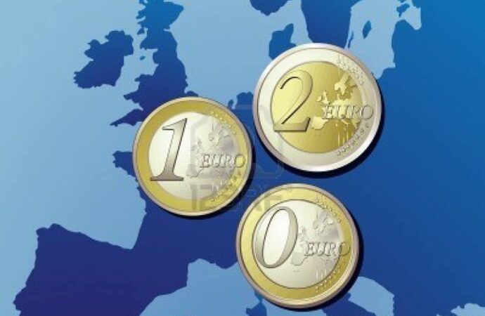Euro shënon një suficit prej 18,2 miliardë eurosh