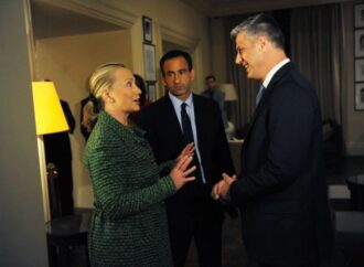 Thaçi takon Hillary Clinton