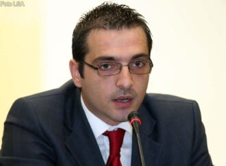 Tahiri: Mbaroi koha e pandëshkueshmërisë