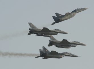 Shtetet e Bashkuara kundështojnë ofrimin e avionëve luftarakë për Ukrainën