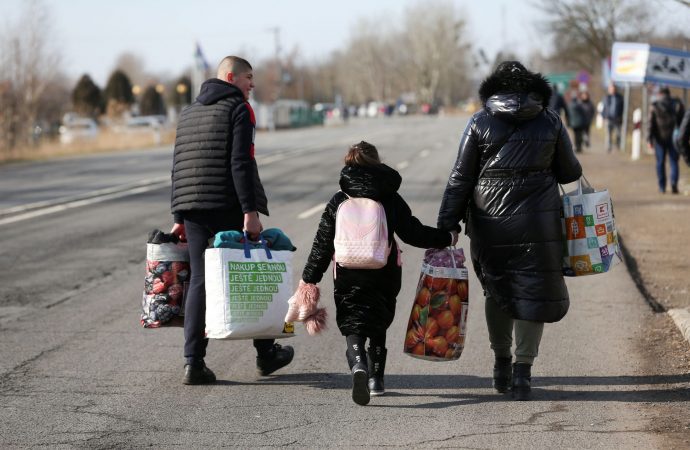 Si mund të shkojnë refugjatët ukrainas në Mbretërinë e Bashkuar?