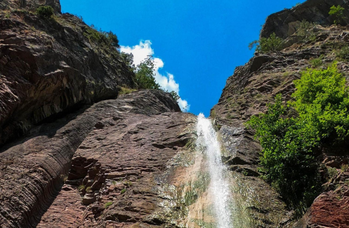 Shëngjergji, një bukuri vetëm pak metra larg Tiranës