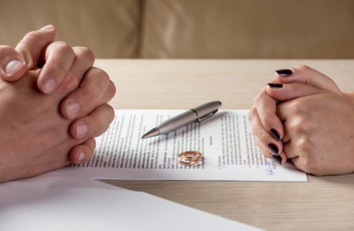 Shqipëria renditet e para në rajon për numrin e divorceve