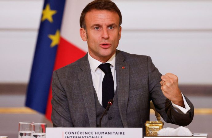 Ndaloni vrasjen e grave dhe foshnjave në Gaza, i thotë Macron Izraelit